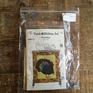 Patch Abilities Thanksgiving Turkey November Mini Quilt Wall Hanging 12” x 14”